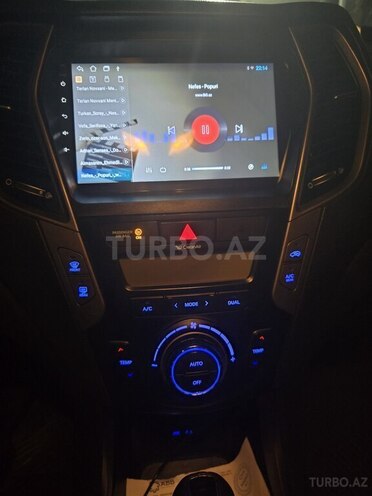Hyundai Santa Fe-18