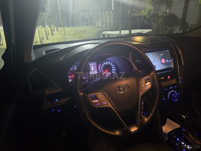 Hyundai Santa Fe-20
