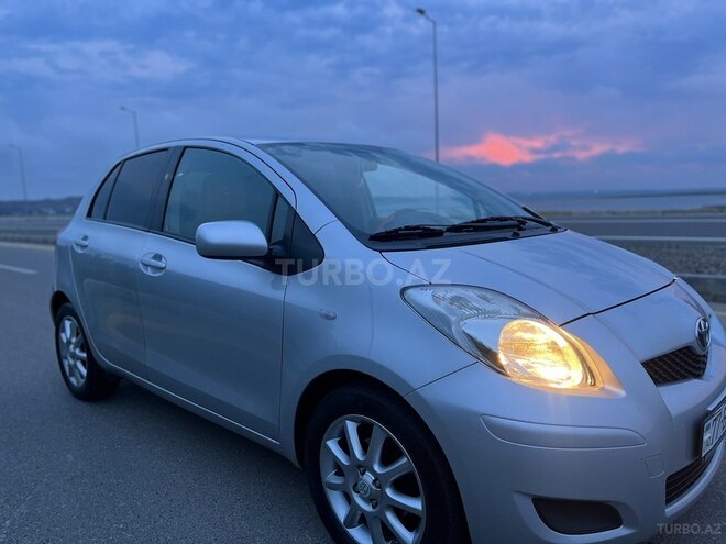 Toyota Yaris 2011, 92,000 km - 1.3 l - Bakı
