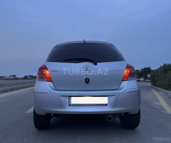 Toyota Yaris 2011, 92,000 km - 1.3 l - Bakı