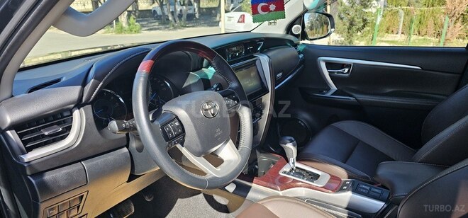 Toyota Fortuner 2019, 78,000 km - 2.7 л - Bakı