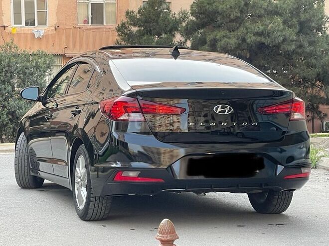 Hyundai Elantra 2019, 114,263 km - 2.0 l - Bakı