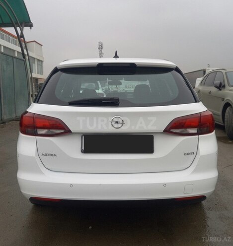 Opel Astra 2018, 210,000 km - 1.6 l - Bakı
