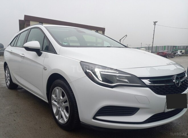Opel Astra 2018, 210,000 km - 1.6 l - Bakı
