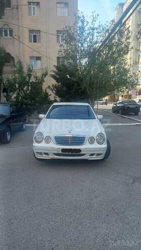 Mercedes E 240 2000, 208,000 km - 2.4 l - Bakı