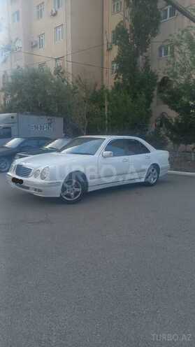 Mercedes E 240 2000, 208,000 km - 2.4 l - Bakı