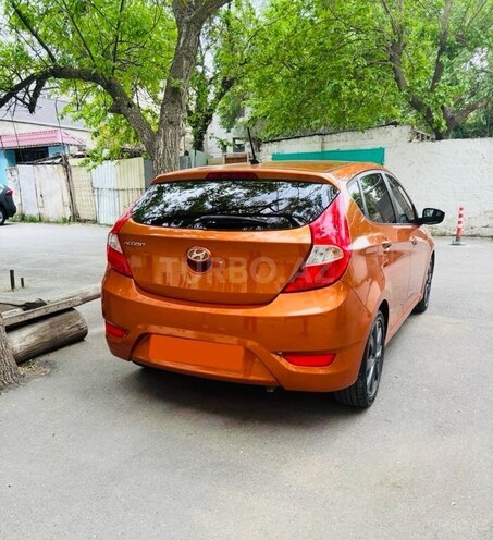 Hyundai Accent 2015, 151,278 km - 1.6 л - Bakı