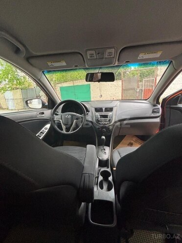 Hyundai Accent 2015, 151,278 km - 1.6 л - Bakı
