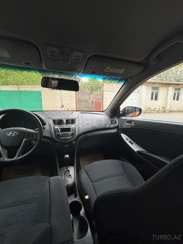 Hyundai Accent 2015, 151,278 km - 1.6 л - Bakı