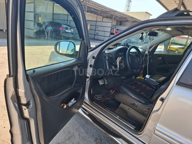 Mercedes ML 270 4MATIC 2001, 348,000 km - 2.7 l - Bakı