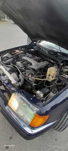 Mercedes E 250 1993, 333,000 km - 2.5 l - Sumqayıt
