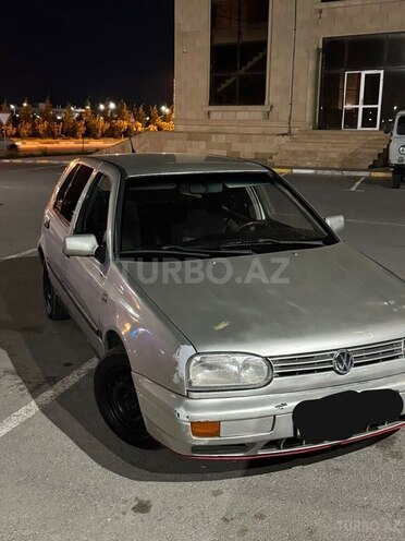 Volkswagen Golf 1997, 200,000 km - 2.0 l - Sumqayıt