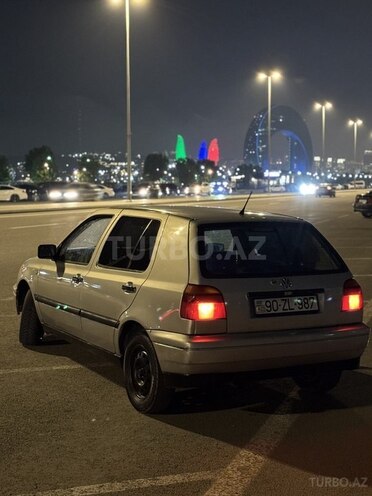 Volkswagen Golf 1997, 200,000 km - 2.0 l - Sumqayıt