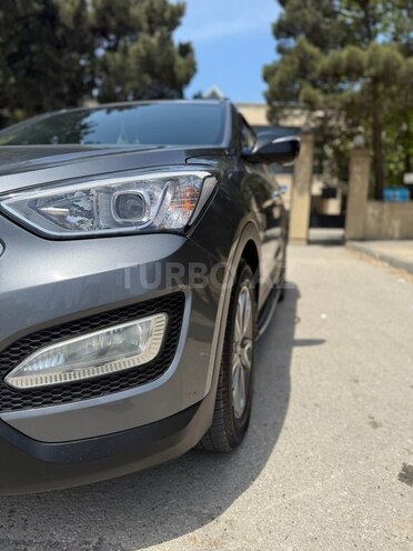 Hyundai Santa Fe-9