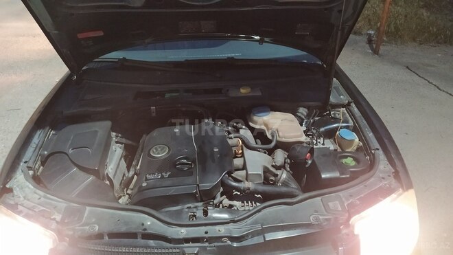 Volkswagen Passat 2003, 215,000 km - 1.8 l - Xırdalan
