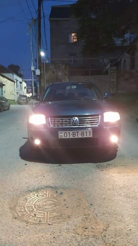 Volkswagen Passat 2003, 215,000 km - 1.8 l - Xırdalan