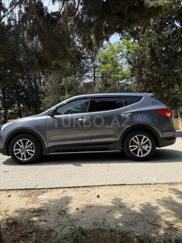 Hyundai Santa Fe-2