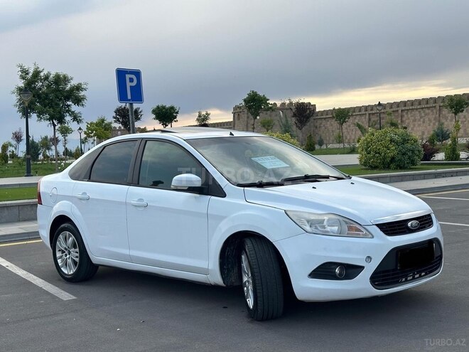 Ford Focus 2013, 216,000 km - 1.6 l - Naxçıvan