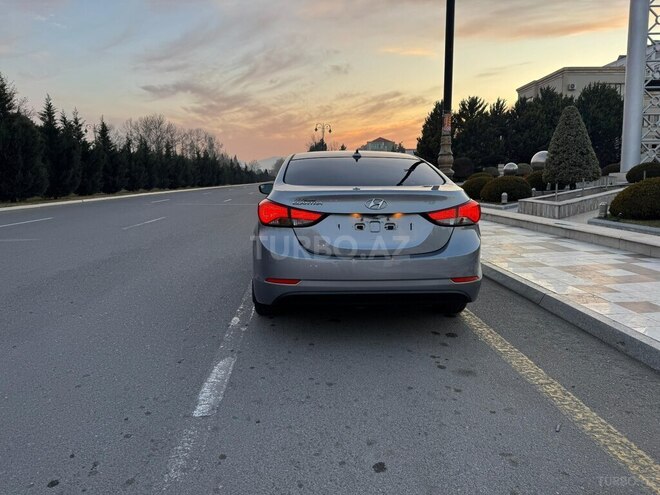 Hyundai Elantra 2015, 60,172 km - 1.8 л - Bakı