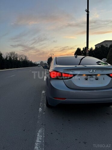 Hyundai Elantra 2015, 60,172 km - 1.8 л - Bakı