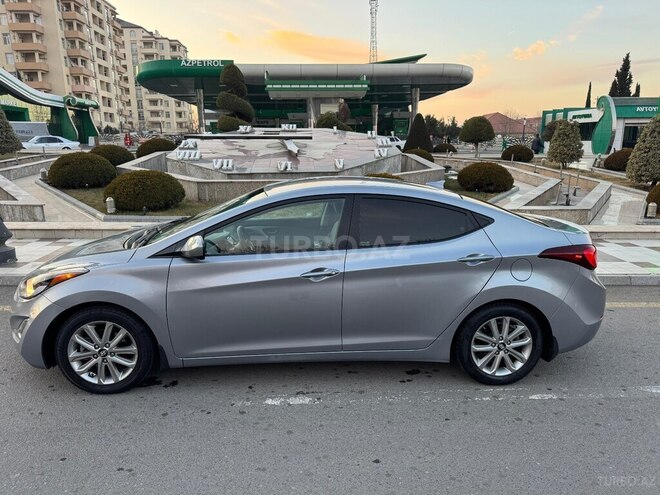 Hyundai Elantra 2015, 60,172 km - 1.8 л - Bakı