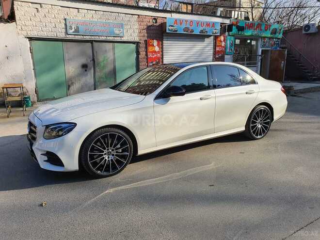 Mercedes E 300-5