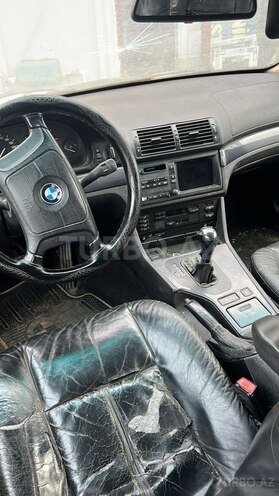 BMW 523 1997, 320,000 km - 2.5 l - Bakı