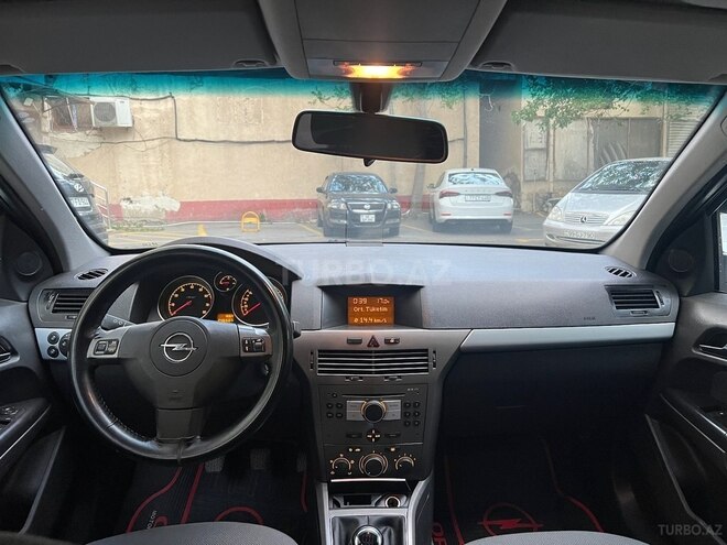 Opel Astra 2006, 236,000 km - 1.4 l - Bakı