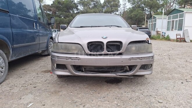 BMW 523 1997, 320,000 km - 2.5 l - Bakı