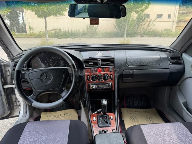 Mercedes C 220 d 1998, 287,565 km - 2.2 l - Bakı