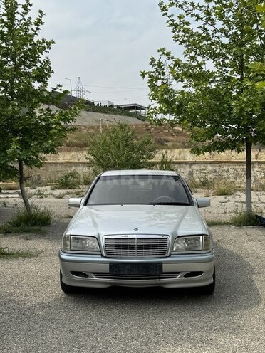 Mercedes C 220 d 1998, 287,565 km - 2.2 l - Bakı