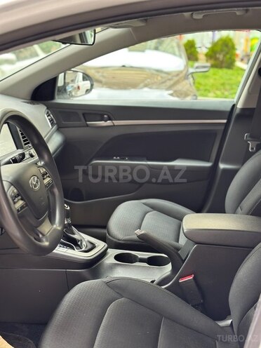 Hyundai Elantra 2017, 148,000 km - 2.0 l - Bakı