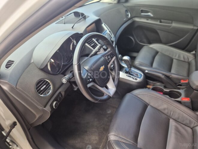 Chevrolet Cruze 2015, 290,000 km - 1.4 l - Gəncə