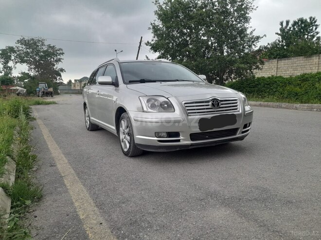 Toyota Avensis 2004, 295,467 km - 2.0 л - Quba