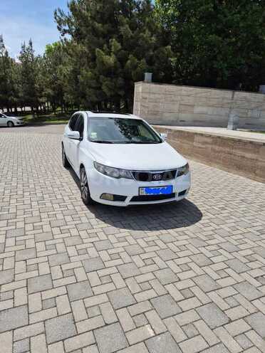Kia Cerato 2012, 180,000 km - 1.6 l - Qusar