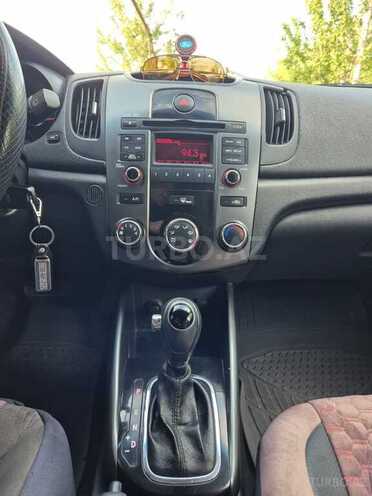 Kia Cerato 2012, 180,000 km - 1.6 l - Qusar