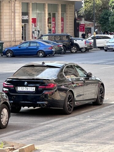 BMW 523 2010, 175,000 km - 2.5 l - Bakı