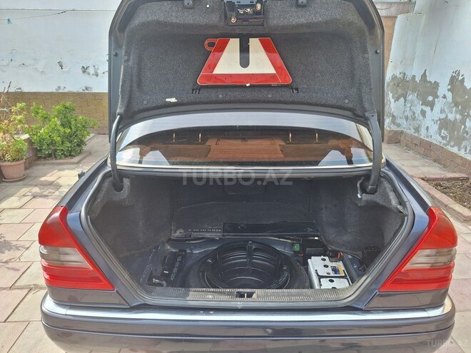 Mercedes C 200 1995, 384,000 km - 2.0 л - Bakı