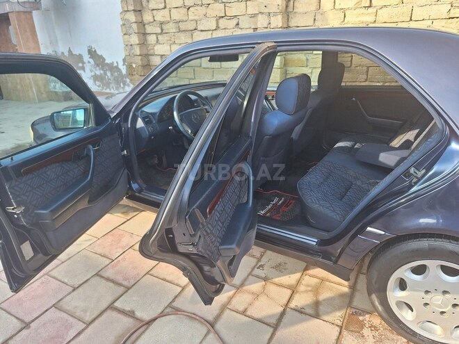 Mercedes C 200 1995, 384,000 km - 2.0 л - Bakı