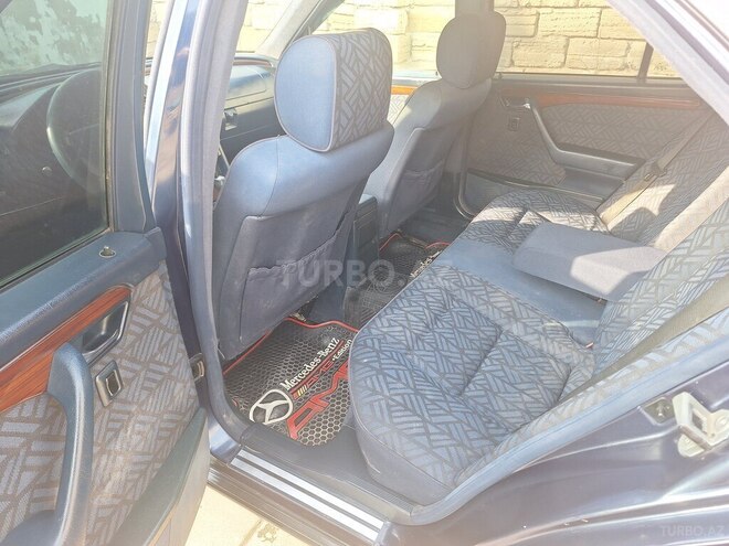 Mercedes C 200 1995, 384,000 km - 2.0 л - Bakı