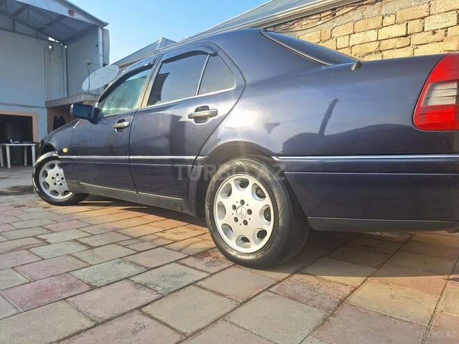 Mercedes C 200 1995, 384,000 km - 2.0 л - Bakı