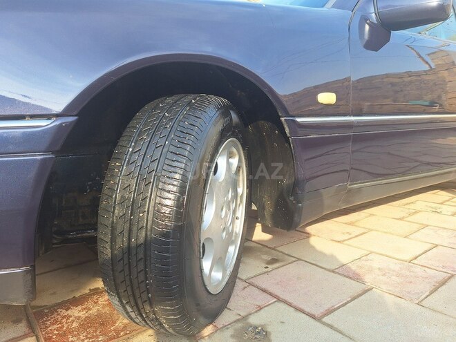 Mercedes C 200 1995, 384,000 km - 2.0 л - Bakı