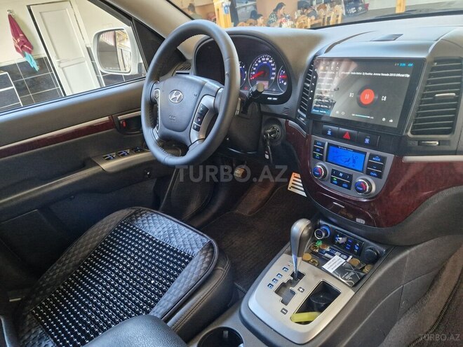 Hyundai Santa Fe 2010, 235,000 km - 2.0 l - Qazax