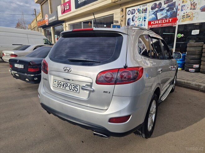 Hyundai Santa Fe 2010, 235,000 km - 2.0 l - Qazax