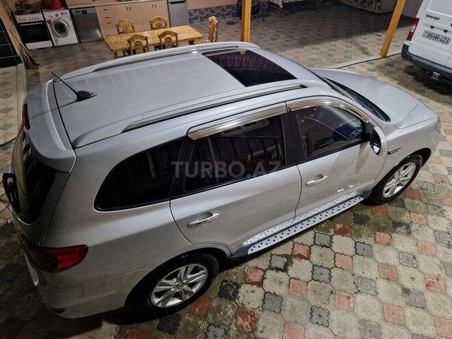 Hyundai Santa Fe 2010, 235,000 km - 2.0 l - Qazax