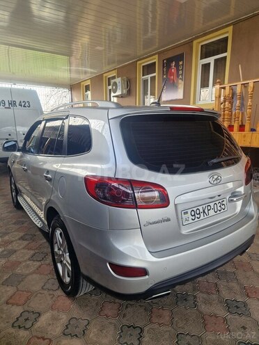 Hyundai Santa Fe 2010, 235,000 km - 2.0 l - Qazax