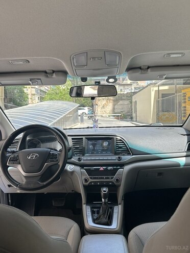 Hyundai Elantra 2017, 177,028 km - 1.4 l - Bakı