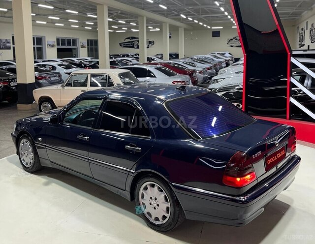 Mercedes C 200 1999, 299,999 km - 2.0 l - Sumqayıt