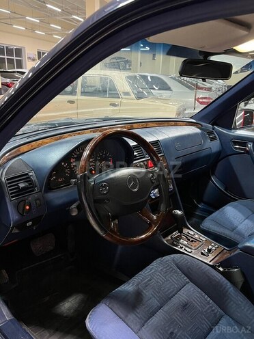 Mercedes C 200 1999, 299,999 km - 2.0 l - Sumqayıt