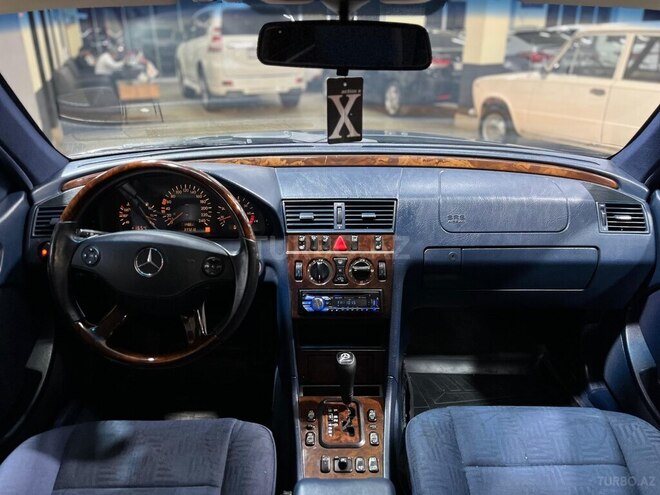 Mercedes C 200 1999, 299,999 km - 2.0 l - Sumqayıt